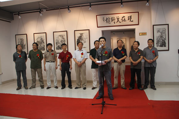 唱响中国梦 喜迎十艺节——山东省群星实力派画家作品邀请展在滨隆重举行